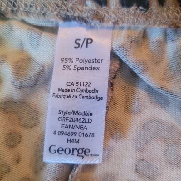 NWT 2 PIECE PJ SET, Great Christmas Gift for you or someone else. - Picture 8 of 12